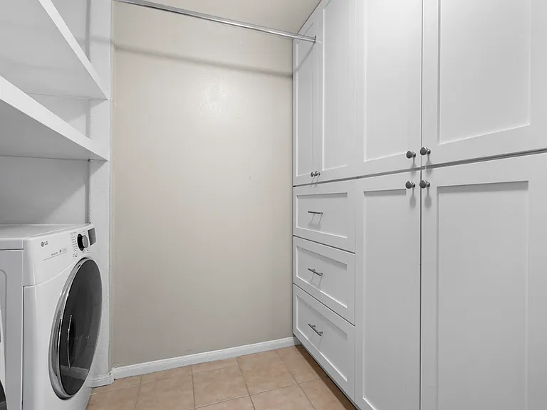 Laundry Room Storage