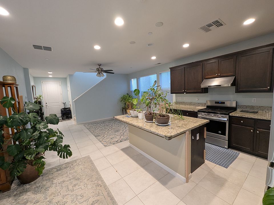Kitchen and living