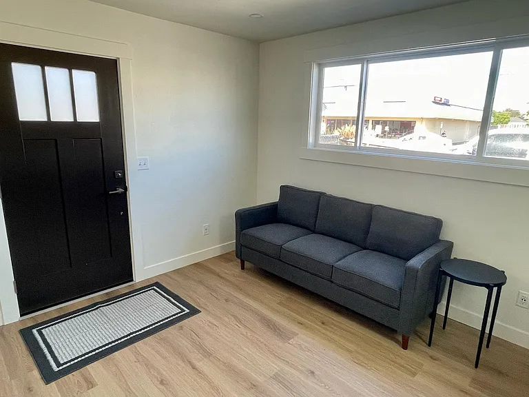 28211 1/2 E St — Photo 13