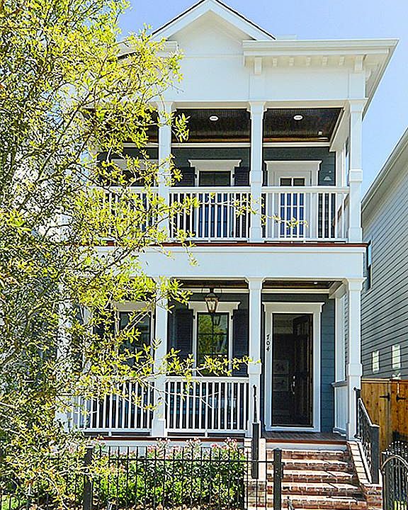 1st image of 722 Ashland St