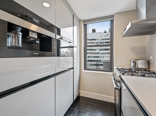 225 East 57th Street 18G image 1 of 11
