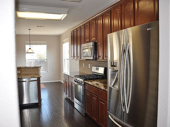 2nd image of 24202 Balcones Gate