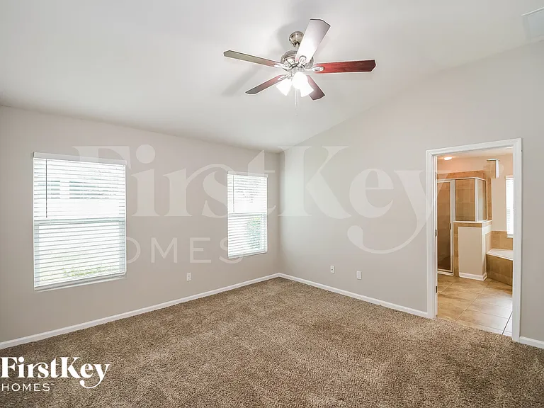 16126 Dowing Creek Dr — Photo 9