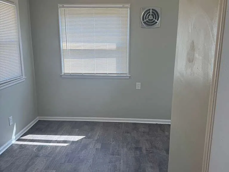 5984 Bluehill St — Photo 18