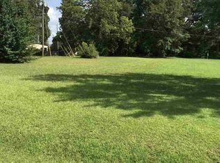 15 Salem Meadow Dr, Covington, GA 30016