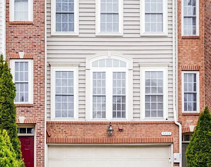 7222 Fair Oak Dr — Photo 2