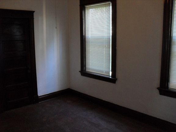 3rd image of 1349 Lincoln Ave