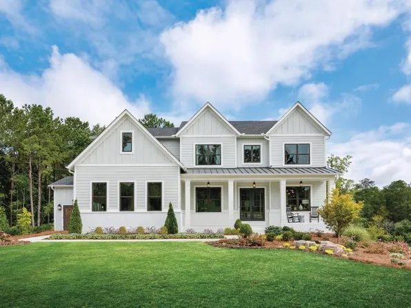 501 Cedar Crest Cir, Woodstock, GA 30188