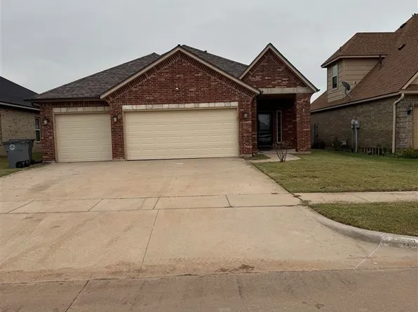 1110 SW 78th St, Lawton, OK 73505