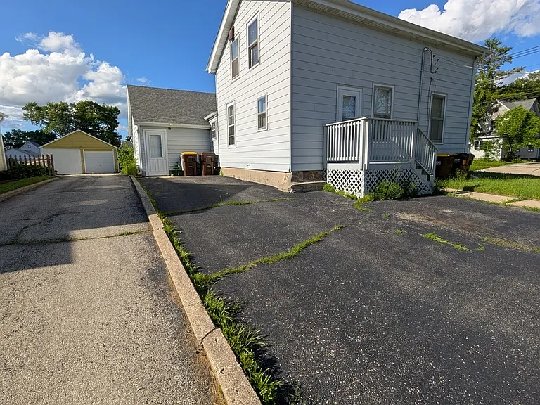 726 S Jefferson St #A — Photo 2