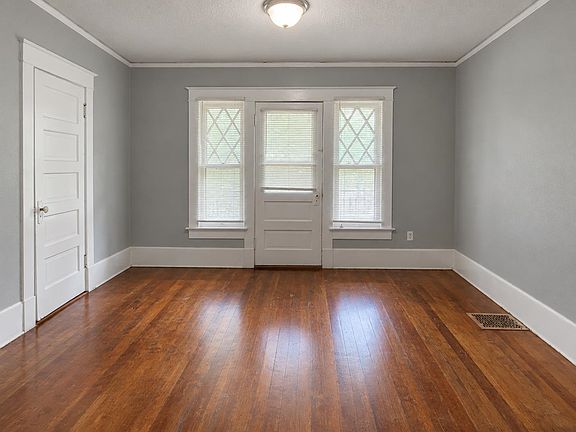 4th image of 578 McKinley St
