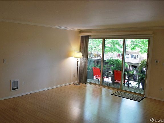 3rd image of 11206 NE 68th St APT 219