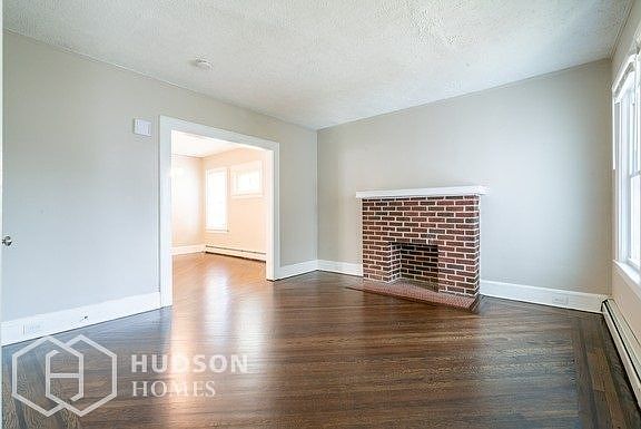 4th image of 183 Ellery Ave Floor 2
