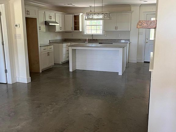 2nd image of 3096 Pope Water Valley Rd