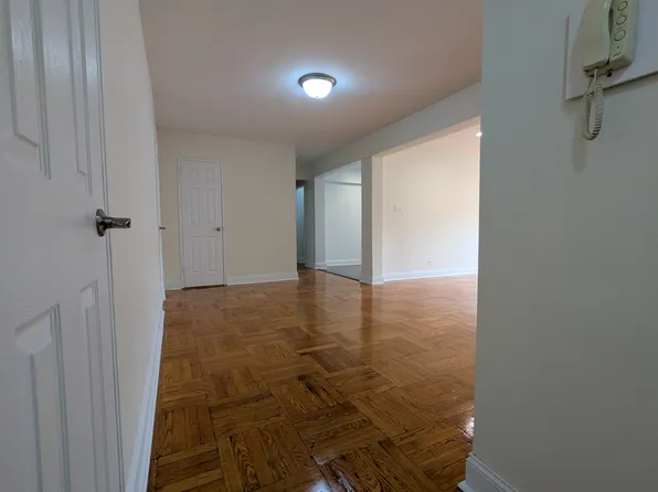 63-84 Saunders Street image 3 of 21