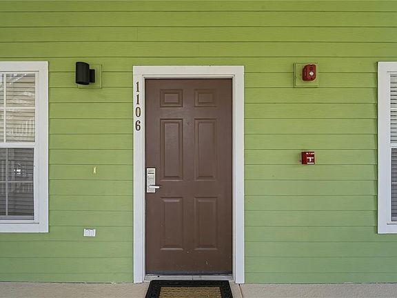 2nd image of 1106 GRAN BAHAMA BOULEVARD #1106