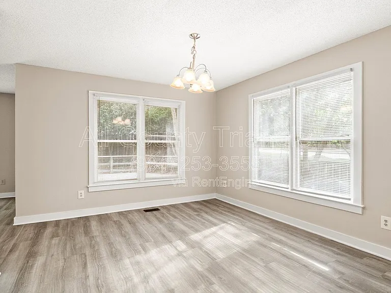 1619 Budwood Dr — Photo 12