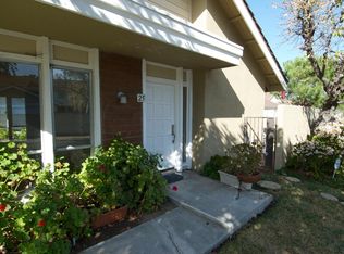 25 Pebblewood, Irvine, CA 92604