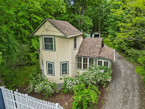 33 Saint Anns Ave Photo 1