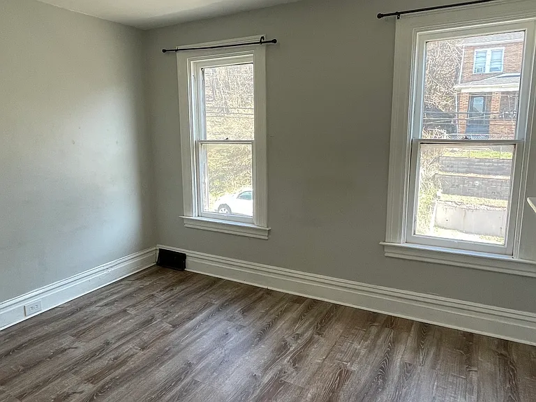 226 Lobinger Ave — Photo 32