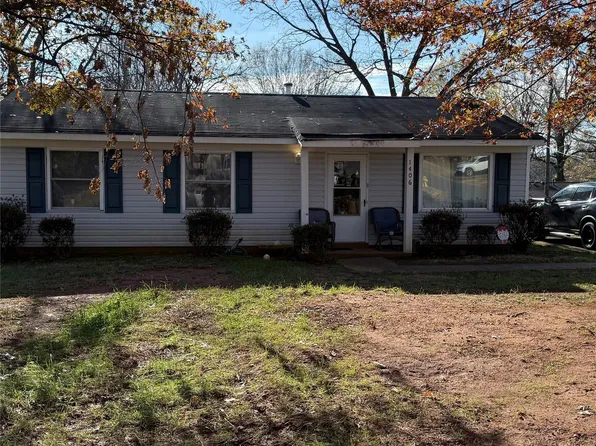 1406 Milan Rd, Charlotte, NC 28216