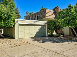 1952 Oak Grove Rd, Walnut Creek, CA 94598