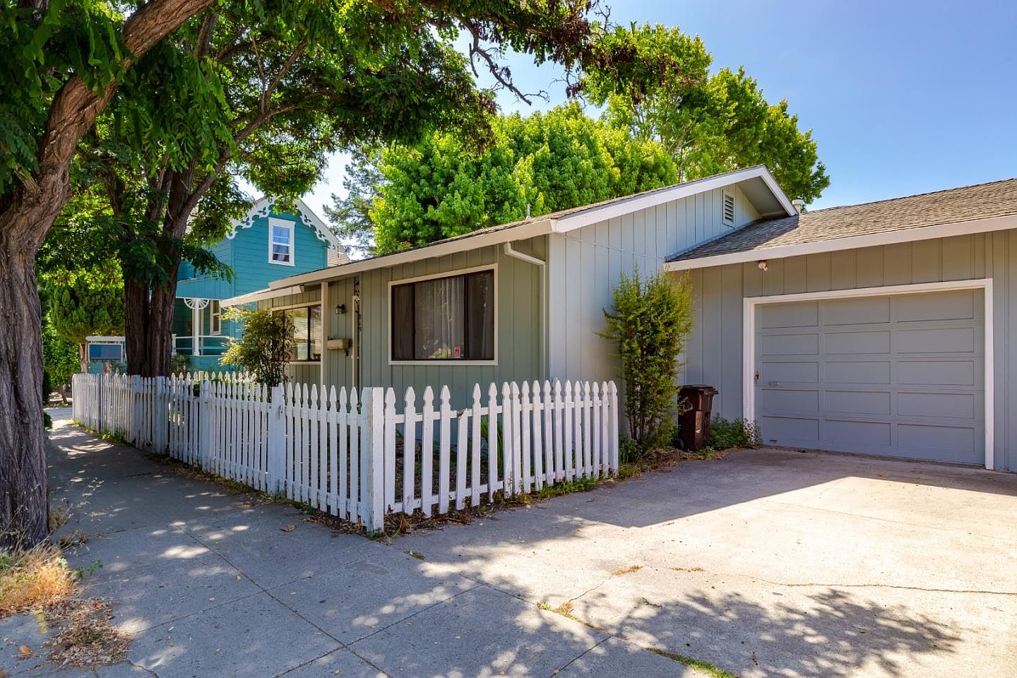 819 Laurel St Santa Cruz CA 95060 Zillow