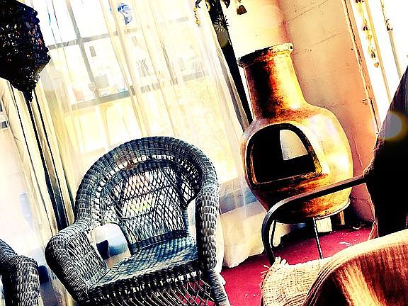 Garage/outdoor studio 