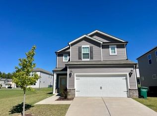 136 Wilbur Lake Dr, Fuquay Varina, NC 27526