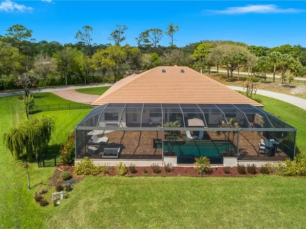 17210 Serengeti CIR, ALVA, FL 33920