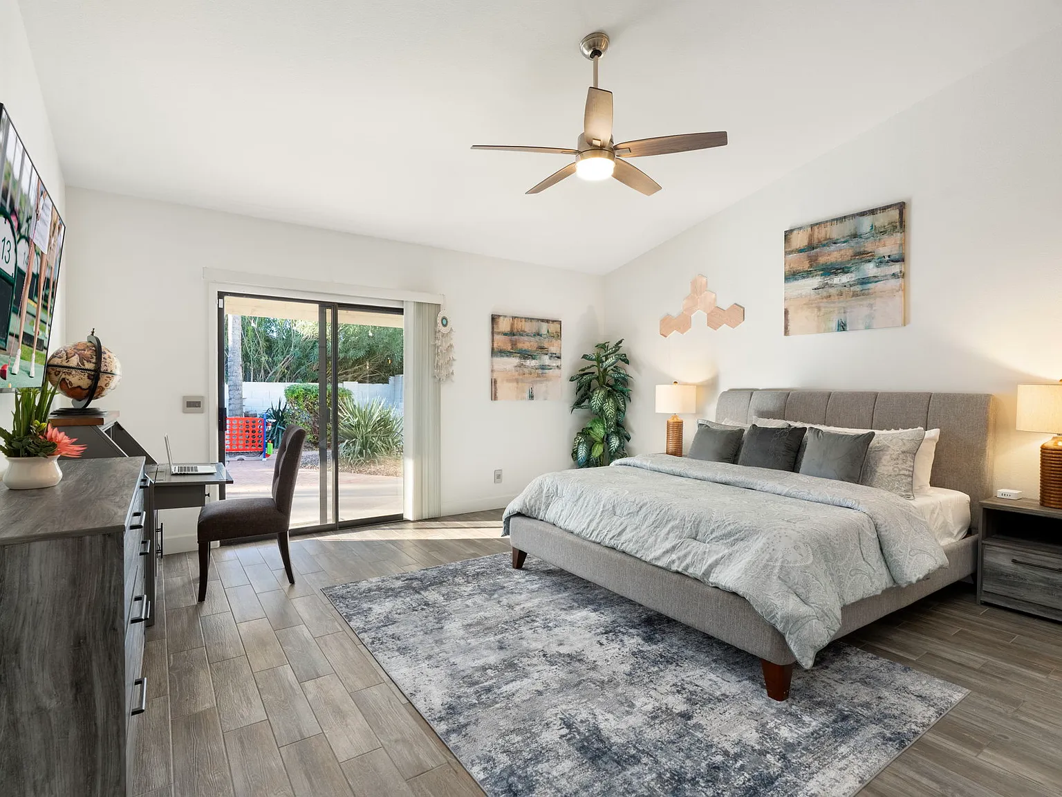 3 bed, 2015 sqft, $4,250 — Photo 4