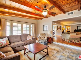 8934 Dempsey Ave, North Hills, CA 91343