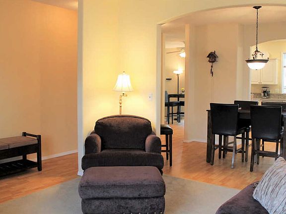 5th image of 5606 NE 50th Pl