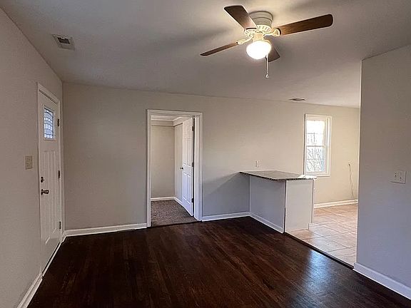 2nd image of 4608 Eastover Ave #R4