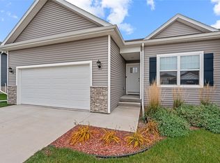609 Maddie Ln, Tiffin, IA