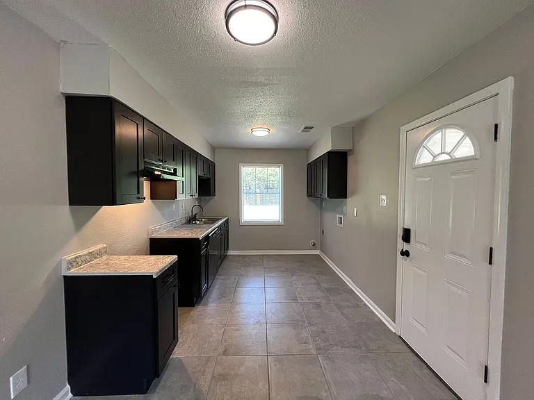 5275 Bradcliff St — Photo 5