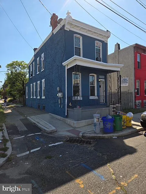 1 bed, 1.0 bath, 850 sqft, $1,250 — Photo 1