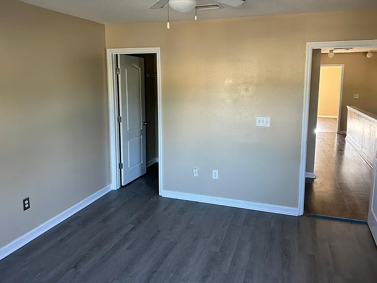 2298 Sunset Bluff Dr — Photo 7