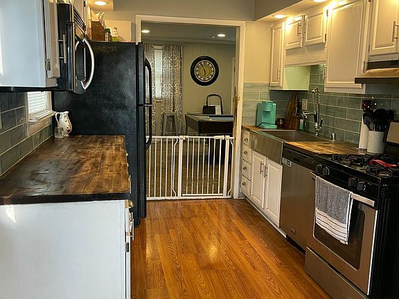 5th image of 2623 Parklawn Dr