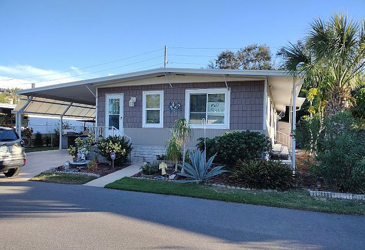 1st image of 2613 Teakwood Dr