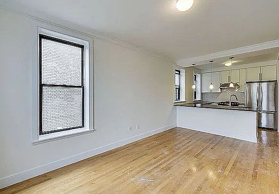 3rd image of 1890 Adam C Powell Blvd #5C