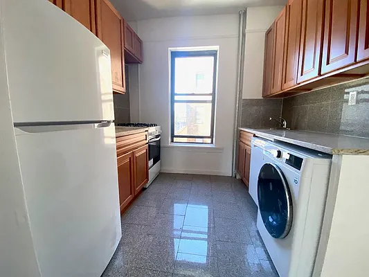 Rented by Corcoran | media 10