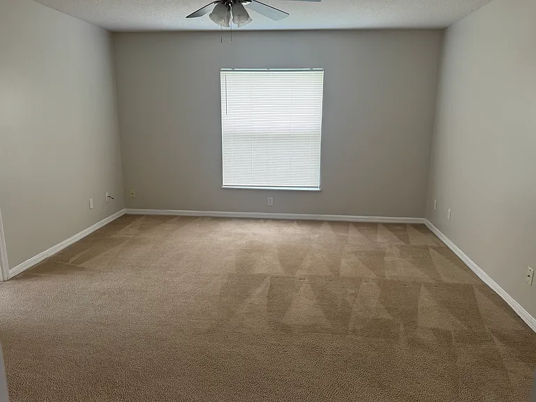 4702 Ashurst St — Photo 22