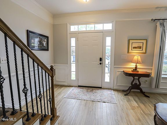 2nd image of 2811 Brickrun Way
