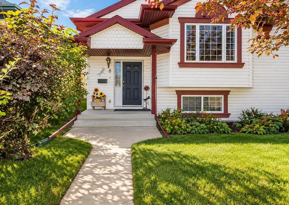 1st image of 8 E Daines Ave
