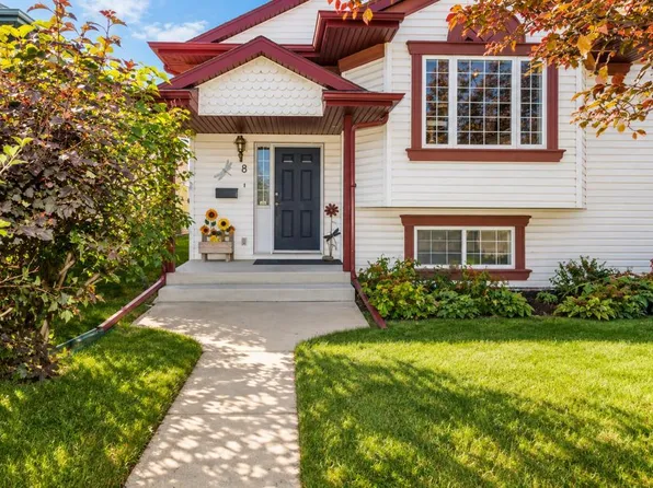 8 E Daines Ave, Red Deer, AB T4R 2W2