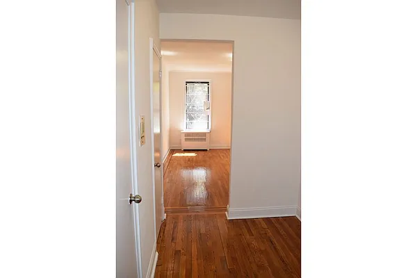 Rented by Dynamik Realty | media 19