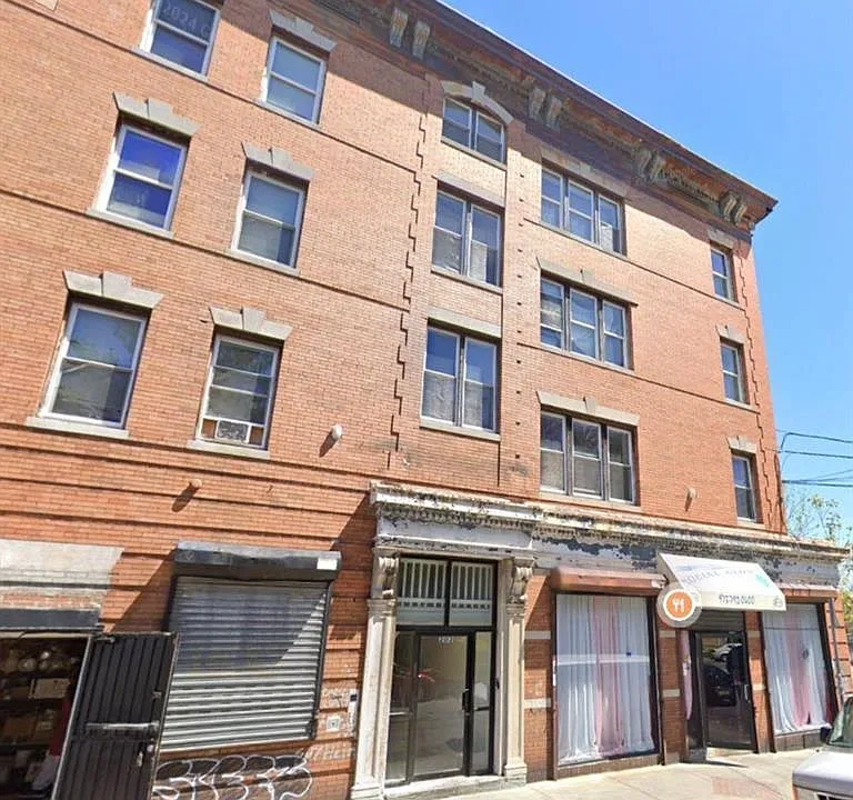 250 S Orange Ave #3