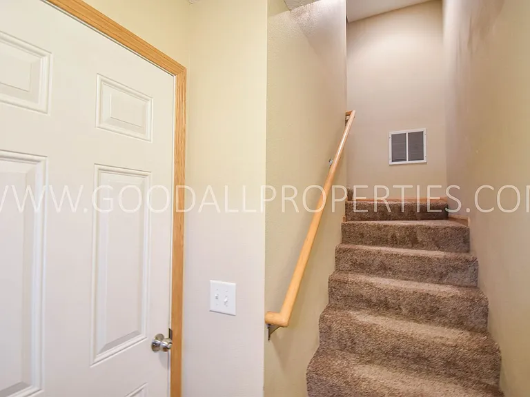 15404 Townsend Ave — Photo 26