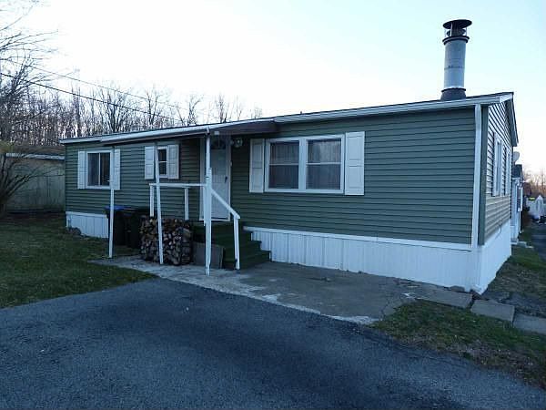 1st image of 120 King George Dr